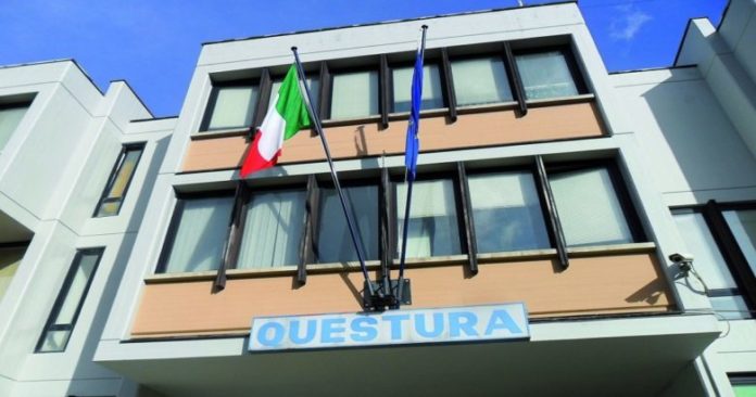 Richieste di denaro da parte di falsi poliziotti, la Polizia di Campobasso segnala nuovi tentativi di furto