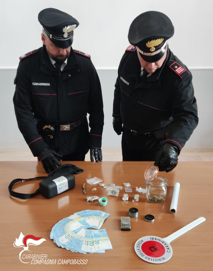 Montagano, giovane denunciato dai Carabinieri per detenzione e spaccio di droga