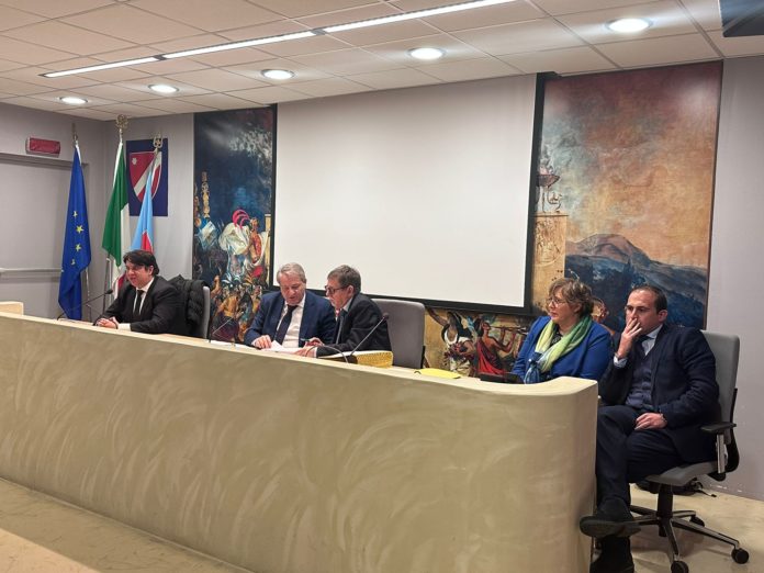 Scuola: fondi a 33 Comuni per adeguare spazi