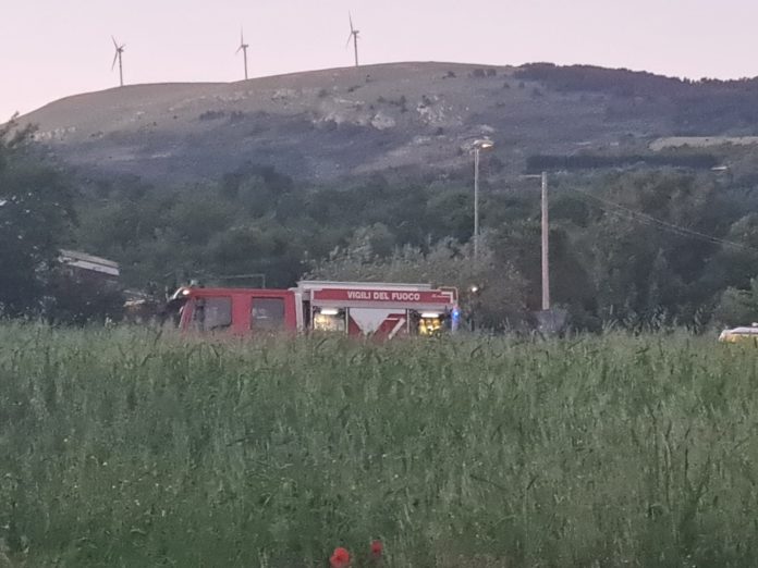 Macchiagodena, uomo di 70 anni muore schiacciato da trattore