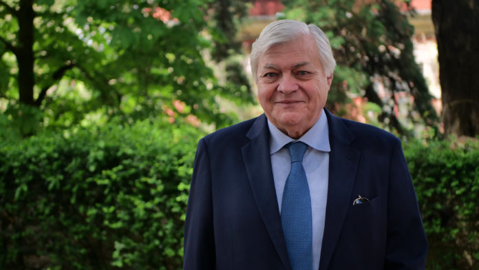 Malore per De Benedittis, è ricoverato all’ospedale Cardarelli