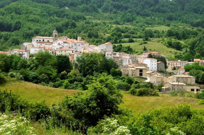 Legambiente celebra a Castel del Giudice Voler Bene all’Italia, per il futuro sostenibile dei piccoli comuni