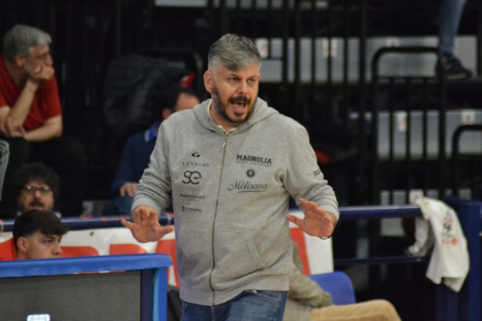 Basket, la Molisana Magnolia, definito il raggruppamento per la finale scudetto under 17. Nella prima fase il gruppo di prospetti rossoblù di scena nella poule C con Moncalieri, San Lazzaro di Savena e Trieste