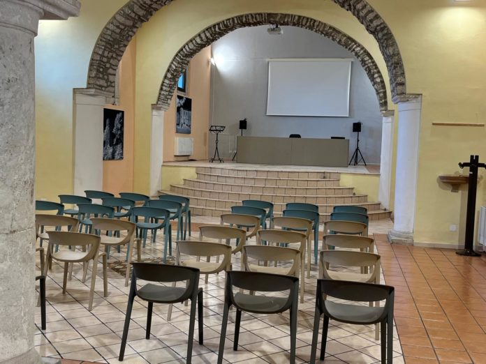 Un nuovo centro di aggregazione culturale per la comunità di Vastogirardi Comune di Vastogirardi - Restauro La Congrega - Pannelli fonoassorbenti