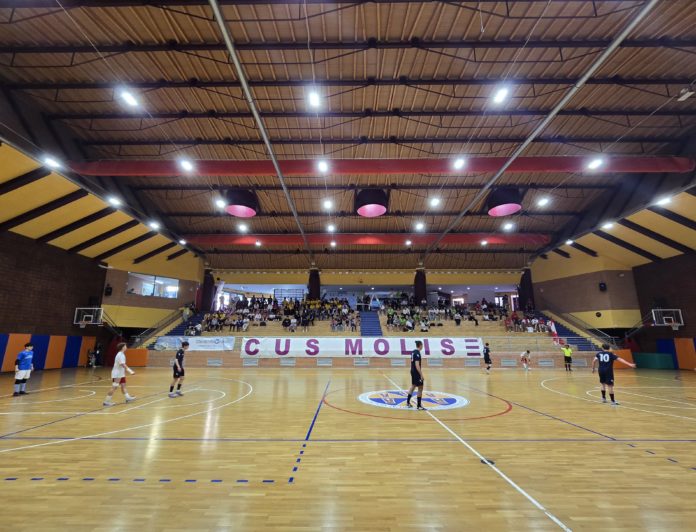 CNU 2024, Cus Molise, il cuore non basta. L’avvio di ripresa premia il Cus Bari che va in finale nel futsal. Per il quintetto di Di Stefano (bronzo) il merito di riportare una medaglia da lungo assente