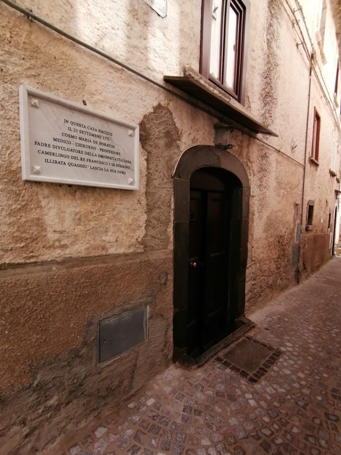 Dimore storiche, domenica porte aperte a Palazzo Iacovone