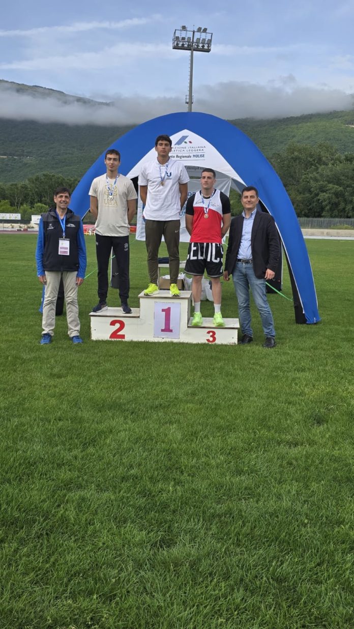 CNU 2024, nell’atletica al Cus Milano la gara regina dei 100 metri. Pioggia in avvio, poi il sole accompagna gli studenti-atleti