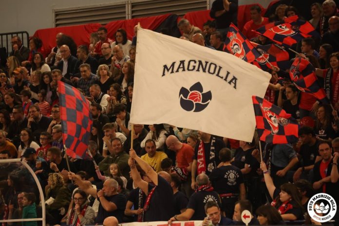 Basket, A1, la Molisana Magnolia, in semifinale l’epilogo di una stagione memorabile. Le rossoblù cedono di tre a Venezia dopo un match dalle mille emozioni. Per le campobassane terzo posto finale