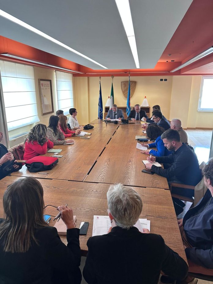 Regione, incontro in Giunta con i rappresentanti dei Comuni capofila delle sei Aree Interne e delle due Aree Urbane su POR 2021-2027