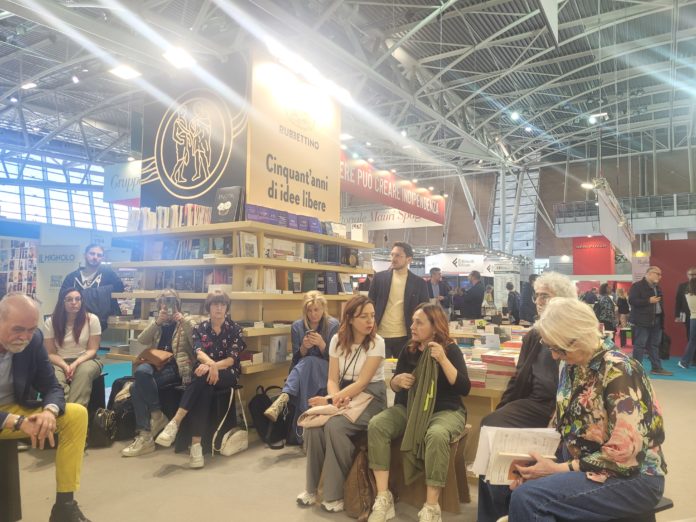 Mancinone presenta ‘Mostri’ a Torino e lancia una proposta: “La Regione Molise partecipi al Salone del Libro”