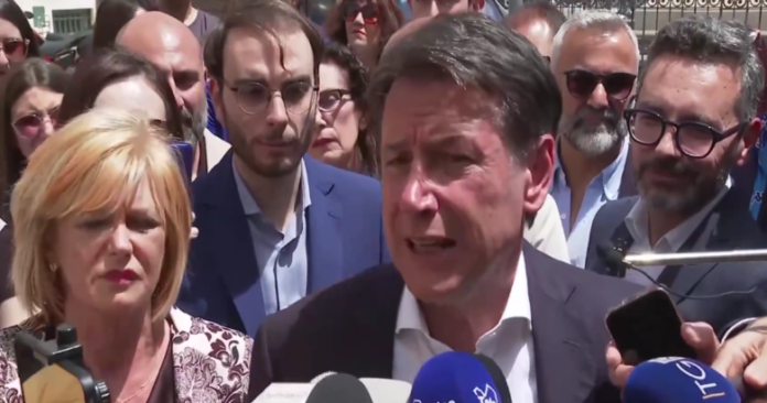 Giuseppe Conte a Campobasso per Marialuisa Forte: “Fedeli alle nostre idee e valori”