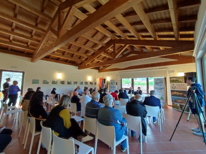A Castel del Giudice si scrive il futuro per riabitare i piccoli comuni Castel del Giudice