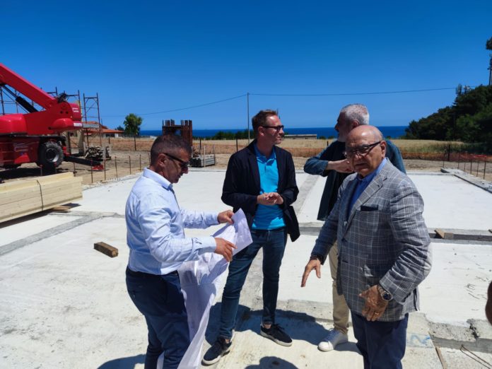 Termoli, proseguono i lavori di costruzione della Scuola dell’Infanzia di Colle della Torre