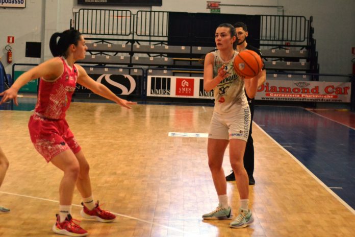 Basket, la Molisana Magnolia, aria di finalissima: le rossoblù attese a Torino per l’andata. Coach Diotallevi ha ben chiare le priorità: «Tornare a giocare d’insieme in attacco ed in difesa reggere l’urto»