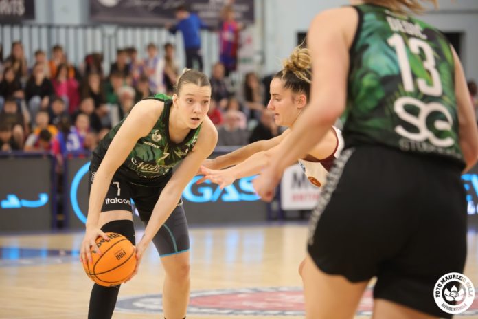 Basket, A1, la Molisana Magnolia, all’Arena ci sarà ancora spazio per il Ministro della difesa. Martina Kacerik confermata in rossoblù. Per l’esterna terza stagione a Campobasso: «Tante le soddisfazioni dell’ultimo torneo»