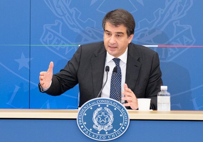 Elezioni: il ministro Fitto e l’ex presidente della Camera Fico in Molise