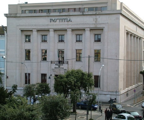 Percosse a minore, si aprono le porte del carcere per un campobassano di 47 anni