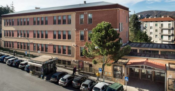 Campobasso, la scuola D’Ovidio verso Selvapiana. La Sindaca si taglia l’indennità: 1000 euro al sociale