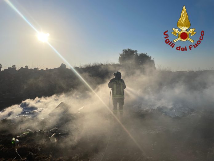 Vigili del Fuoco di Isernia in azione a Taranto contro l’emergenza incendi Vigili del fuoco di Isernia