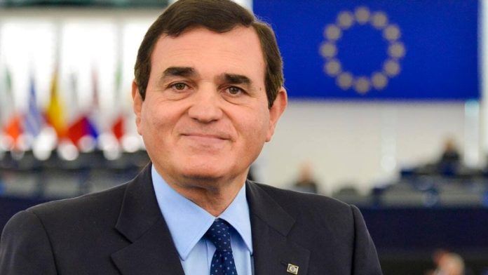 Europee, è ufficiale: rieletto Aldo Patriciello