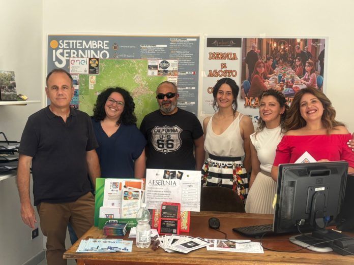 Con la bici elettrica tra la Cattedrale e il Paleolitico: turismo sprint a Isernia