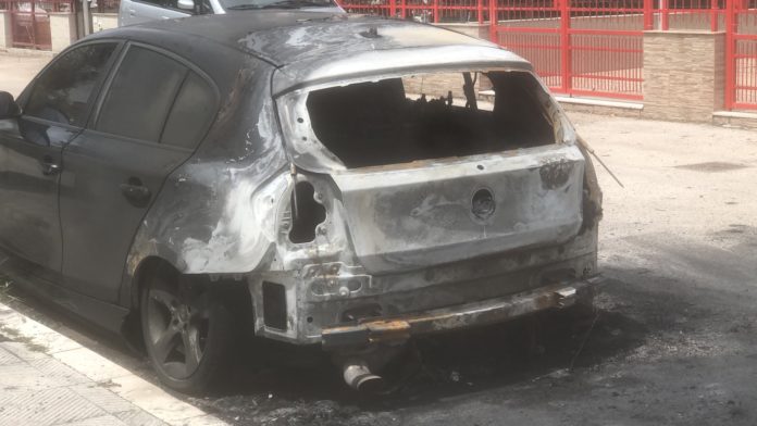 Campomarino Lido, due auto a fuoco nella notte