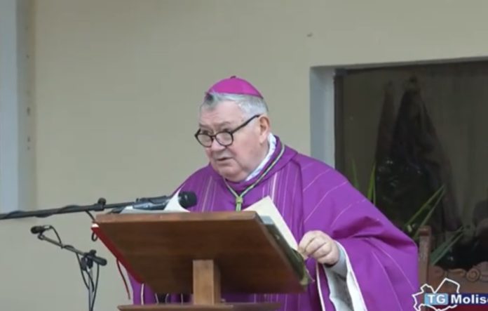 “Signore insegnaci ad amare- il terzo necessario” la lettera pastorale del Vescovo De Luca