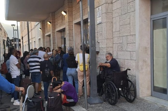 Continui disagi per i viaggiatori: chiusa la stazione di Isernia