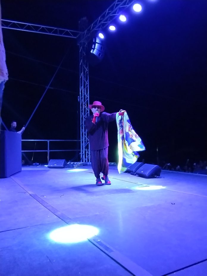 Live tour 2024 di Cristiano Malgioglio, contrada Codacchio di Trivento presa letteralmente d’assalto