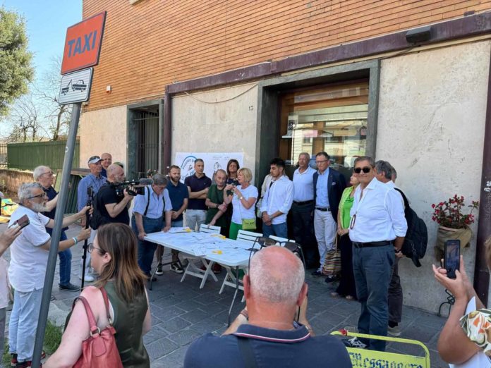 Taglie alle corse dei treni, presidio di protesta alla stazione di Campobasso