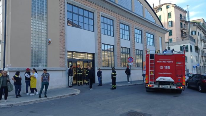Campobasso, furto con spray urticante al supermercato: indagini ad una svolta
