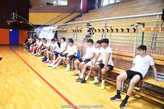 Calcio a 5, è partita l’avventura dell’under 19. Di Stefano: “Opportunità di crescita, proseguiamo sul lavoro intrapreso nel passato”