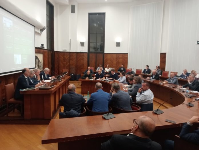 Gigafactory, Acc: “La disponibilità del Governo con nuovi fondi per un nuovo piano è fondamentale”