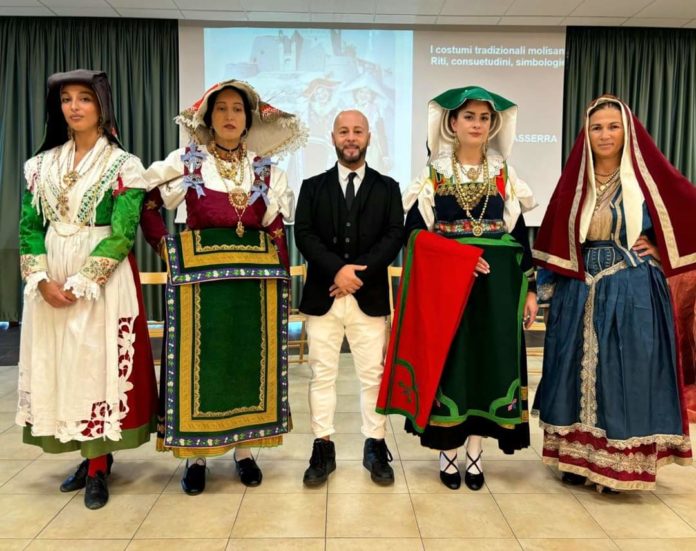 Costumi tradizionali del Molise, successo per il convegno voluto dall’associazione “Un Filo che Unisce di Trivento”