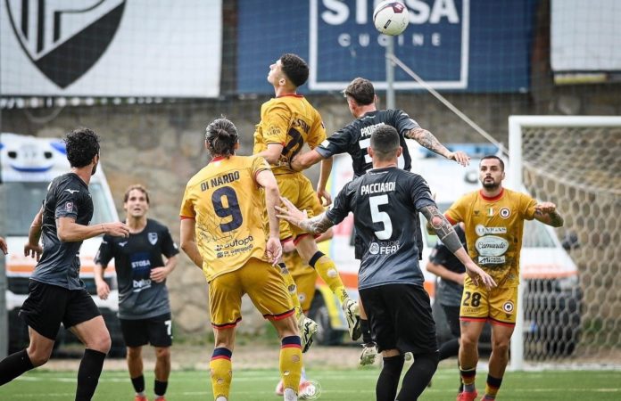 Calcio, Serie C, giornata nera a Piancastagnaio. Campobasso al lavoro per la Torres. Maldonado torna in gruppo