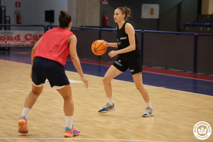 Basket, A1, la Molisana Magnolia, doppio test a Venezia per il gruppo dei fiori d’acciaio. I pensieri della vigilia di coach Mimmo Sabatelli: «Utile occasione per valutare il lavoro portato avanti sinora»