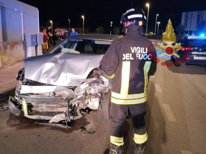 Scontro frontale tra auto a Termoli, ferite due persone