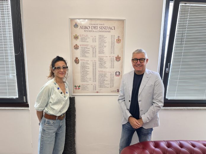 CONSEGNATO AL PRIMO CITTADINO NICOLA BALICE L’ALBO AGGIORNATO DEI SINDACI DEL COMUNE DI TERMOLI