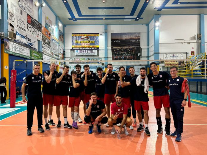 Volley, EnergyTime Spike Devils, sorrisi nell’ultimo test. I rossoblù hanno la meglio per 2-1 in casa del Sabaudia