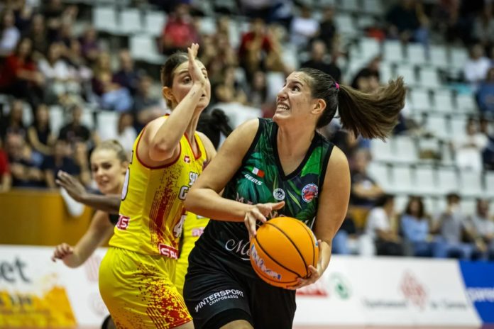 Basket, Eurocup, la Molisana Magnolia altra prova da applausi. Il Girona si salva sul finale. Per 34 minuti i #fioridacciaio spaventano le catalane, semifinaliste dell’ultima EuroCup. Poi il break fatale