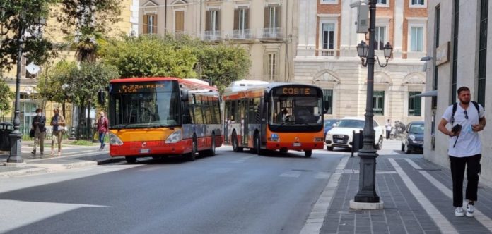 Autisti Sati in sciopero per 4 ore contro la richiesta aziendale di fare rifornimento ai bus. “Non ci compete. Adiremo le vie legali”