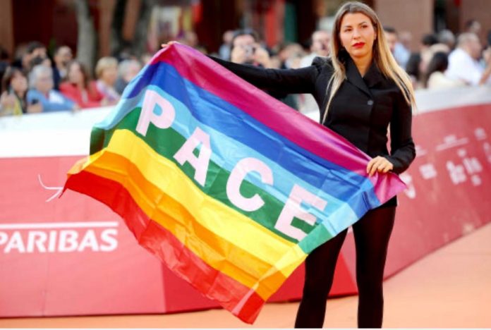 Claudia Conte il 6 novembre a Isernia: la celebre giornalista presenta ‘’La Voce di Iside’’ Claudia Conte