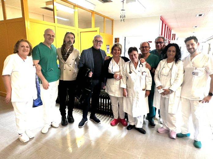 Termoli: il sindaco Nicola Balice in visita all’ospedale San Timoteo per gli auguri di Natale