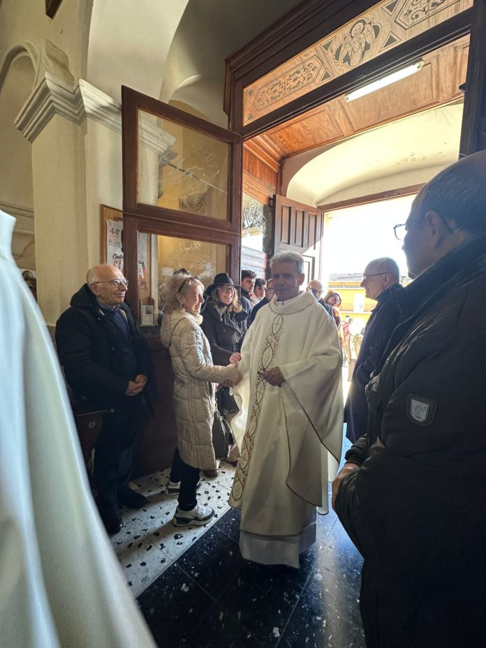 Toro, Padre Lino Iacobucci ha celebrato i 50 anni di sacerdozio