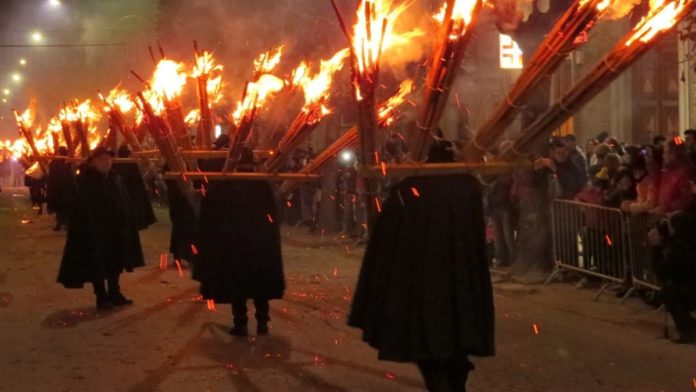 Maltempo in Molise, ad Agnone la ‘Ndocciata tradizionale cancellata per neve ndocciata neve