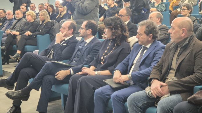 A Termoli il Sottosegretario alla salute: “Dobbiamo tutelare i medici”. E sulla sanità molisana? “Ci sono tante risorse”