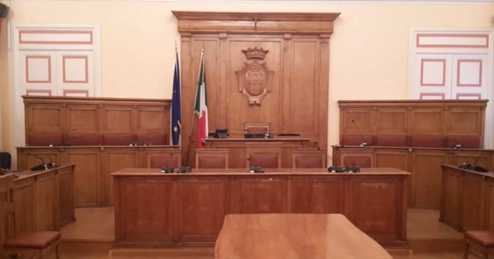 Campobasso,nervi tesi in commissione: si dimette il presidente Lombardi