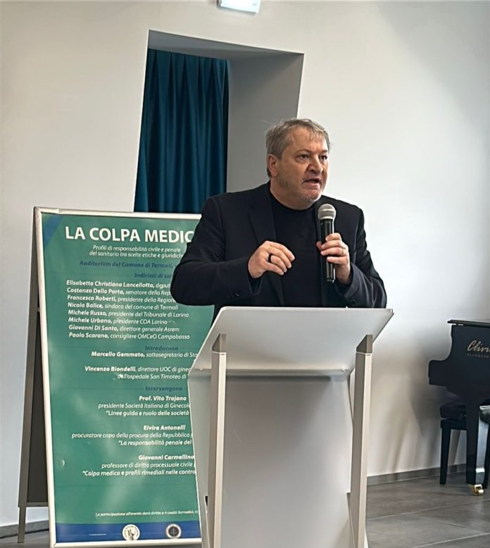 Roberti al convegno “La colpa medica”. Sulla sanità: “Abbiamo fatto, molto c’è da fare ma noi ci crediamo”