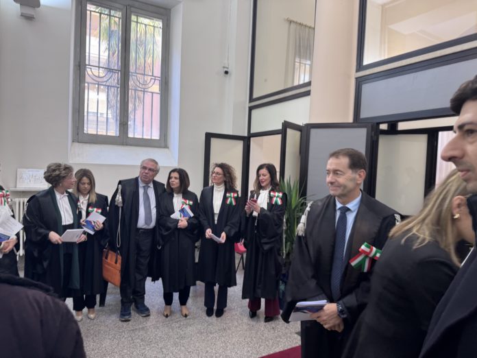 La protesta dei magistrati a Campobasso durante la cerimonia di inaugurazione dell’Anno Giudiziario. “No alla separazione delle carriere” dicono