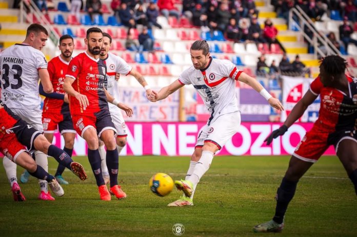 Calcio, Serie C, Campobasso pioggia di squalifiche dopo Sassari. Sabato con il Gubbio prova del nove per Braglia e il suo staff